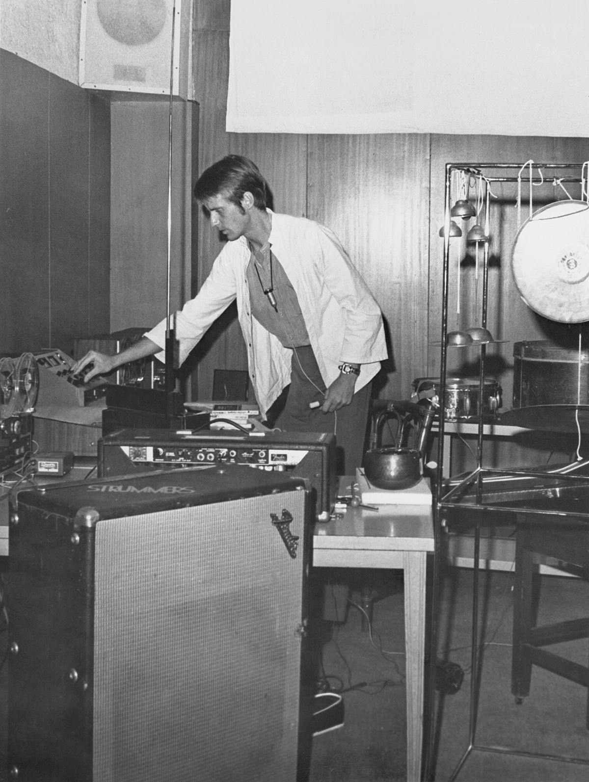 Ranta working at the Polish Radio Experimental Studio, Warsaw, 1967. Photographer unknown