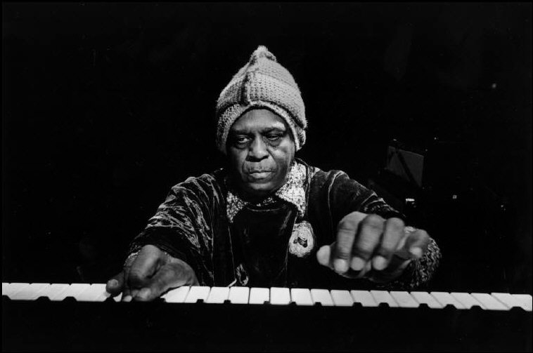 Sun Ra DX7